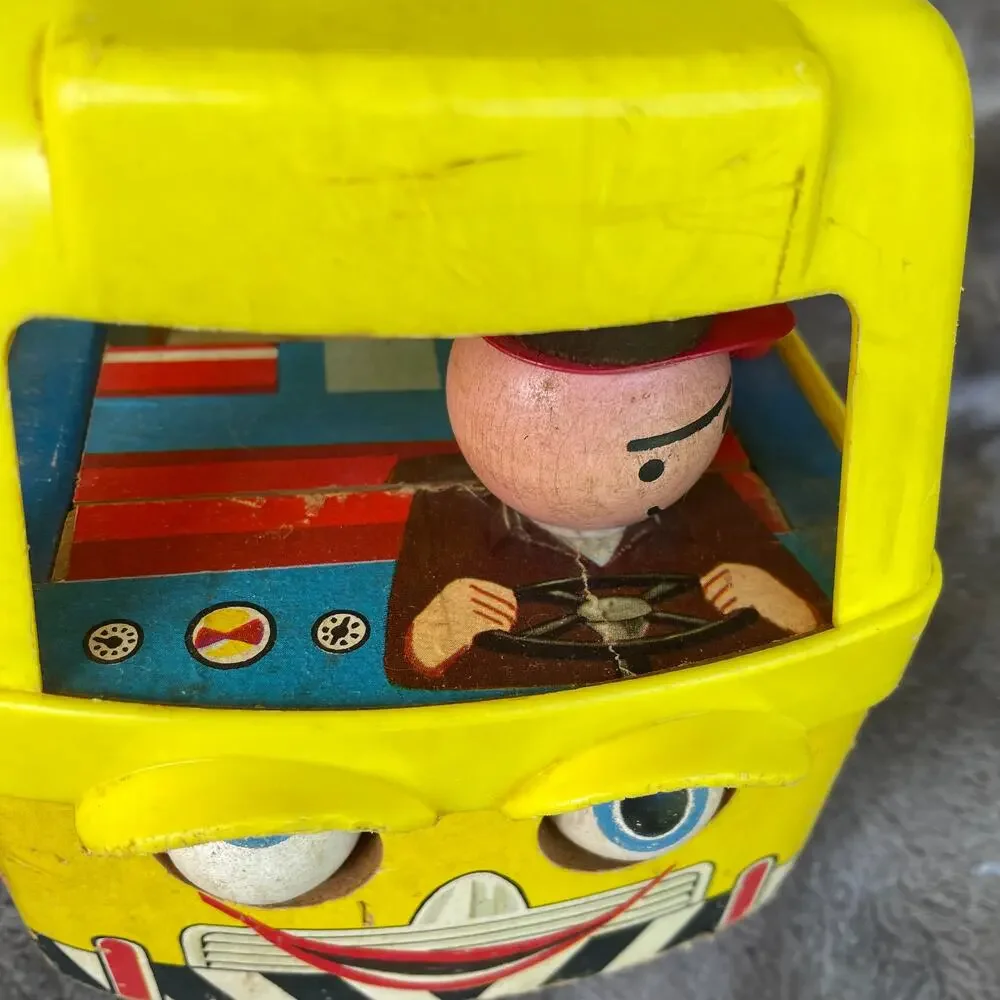 Vintage Fisher Price Little People School Bus #990 Pull Toy 1962 No People READ